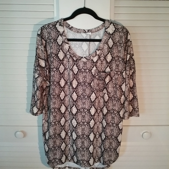 Snake Skin Print Top NWOT🎵* - Picture 1 of 2